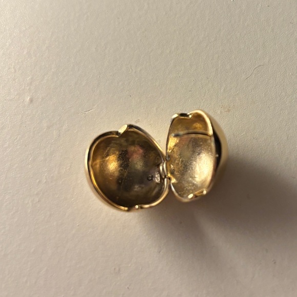 House of Harlow 1960 gold tone complete dome statement earrings - Picture 3 of 4